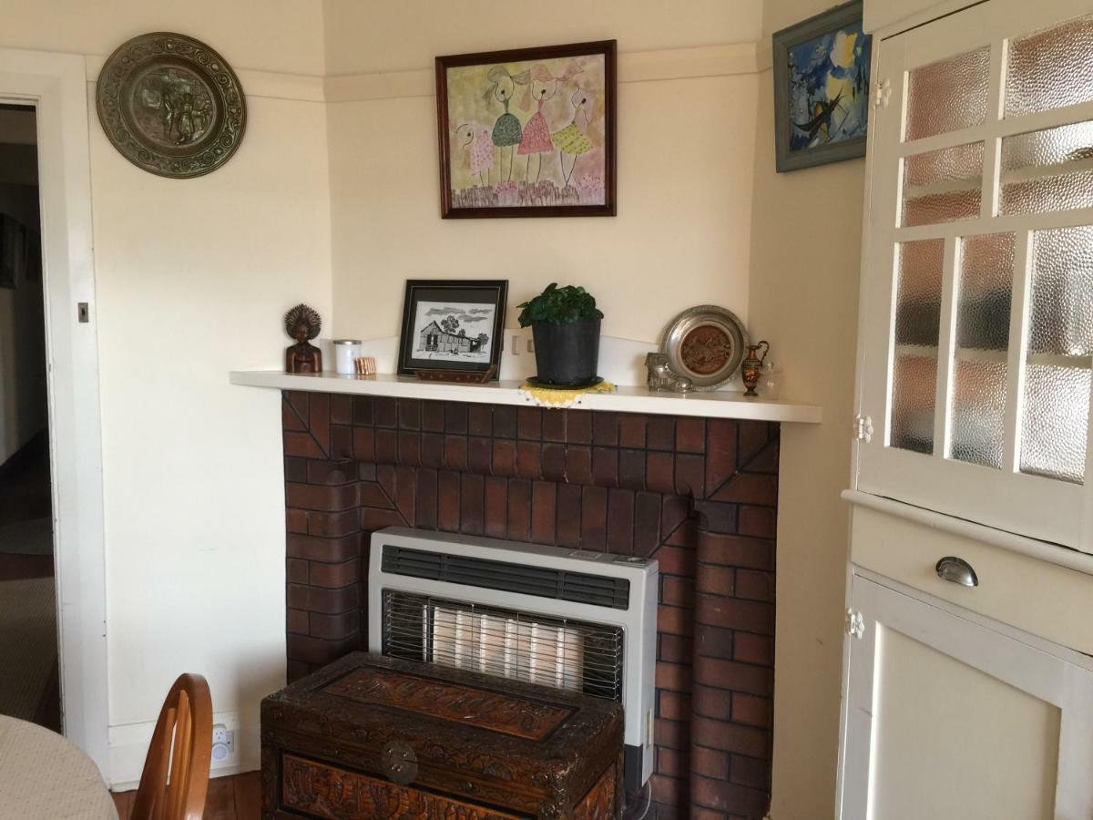 Fireside Inn Guesthouseゴールバーン エクステリア 写真