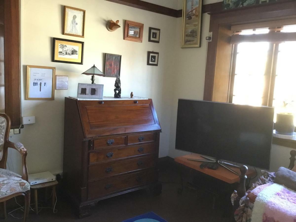 Fireside Inn Guesthouseゴールバーン エクステリア 写真