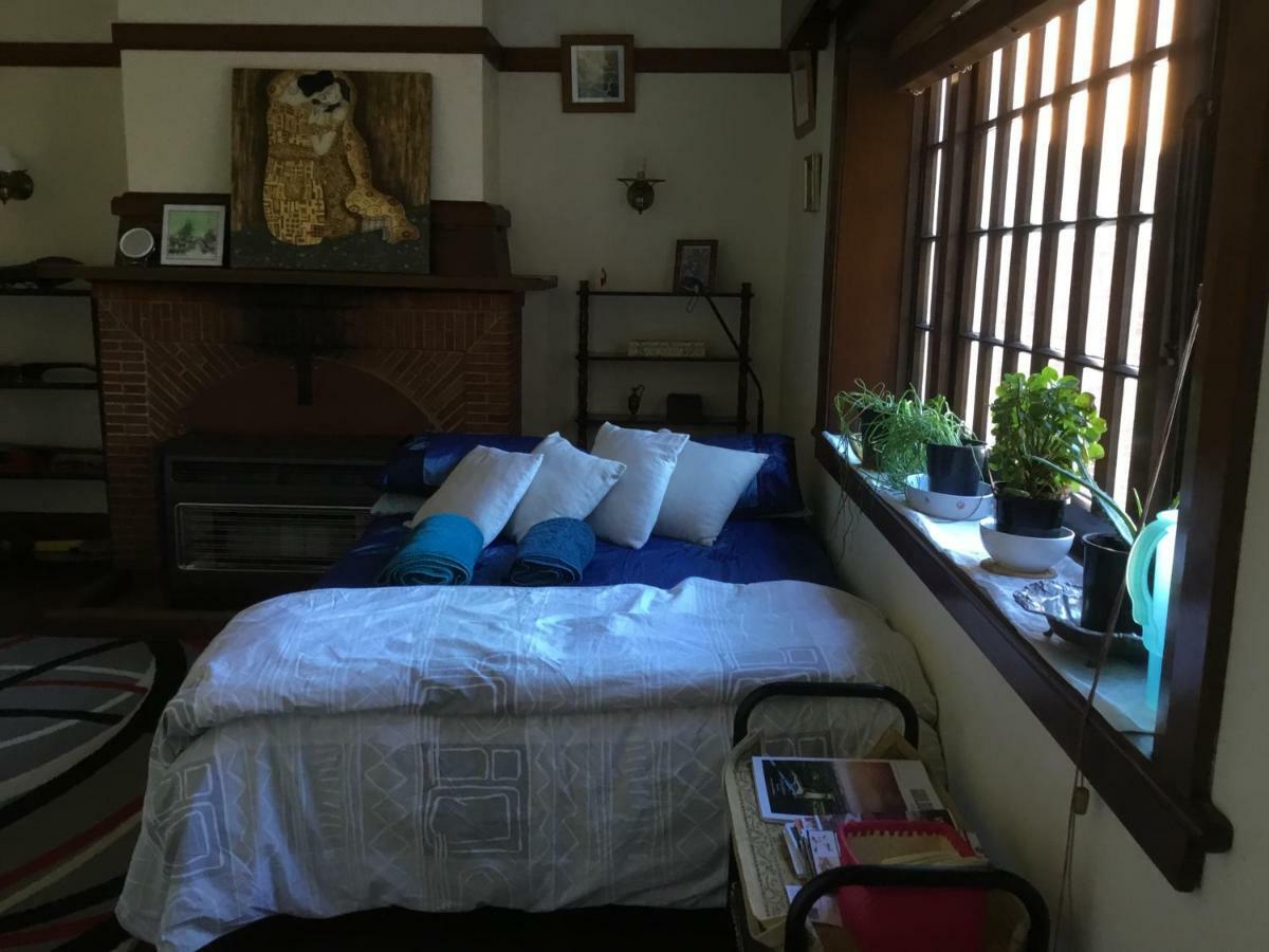 Fireside Inn Guesthouseゴールバーン エクステリア 写真