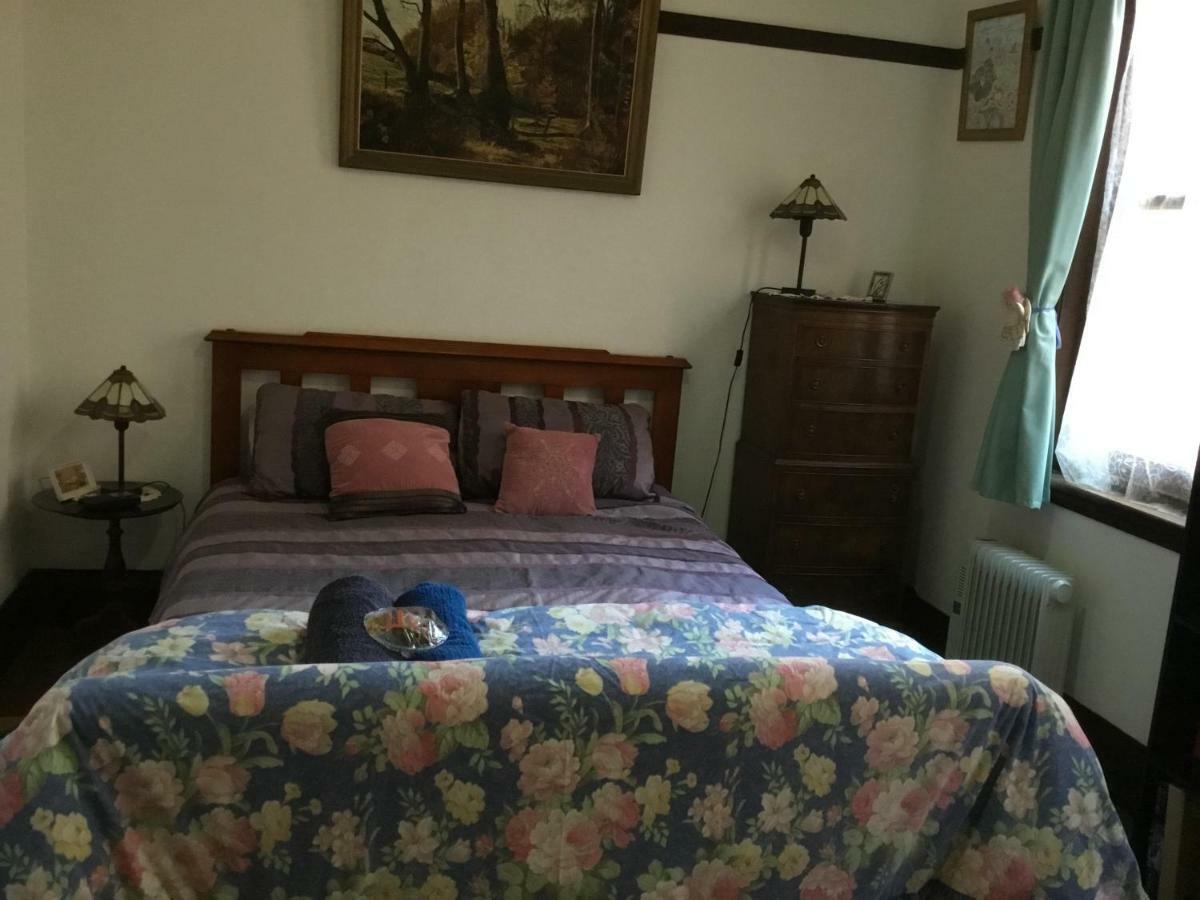 Fireside Inn Guesthouseゴールバーン エクステリア 写真